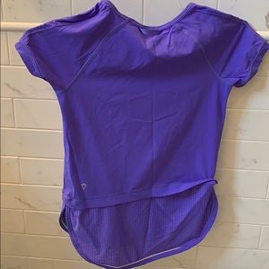 Ivivva by lululemon t shirt